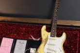 Fender Custom Shop Namm 2019 Ltd Edition 67 Stratocaster Big Head Super Heavy Relic Aged Vintage White.jpg